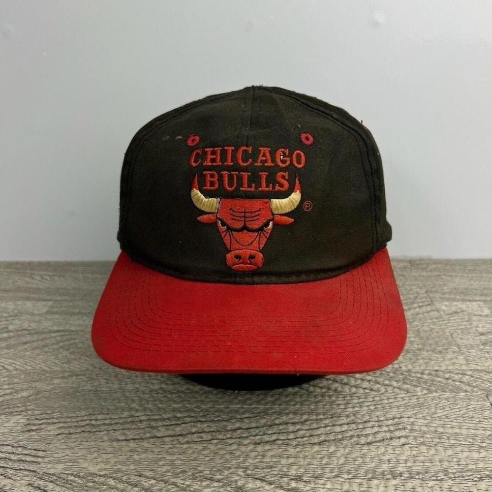Vintage Chicago Bulls Hat Cap Snap Back Black NBA Basketball Michael Jordan